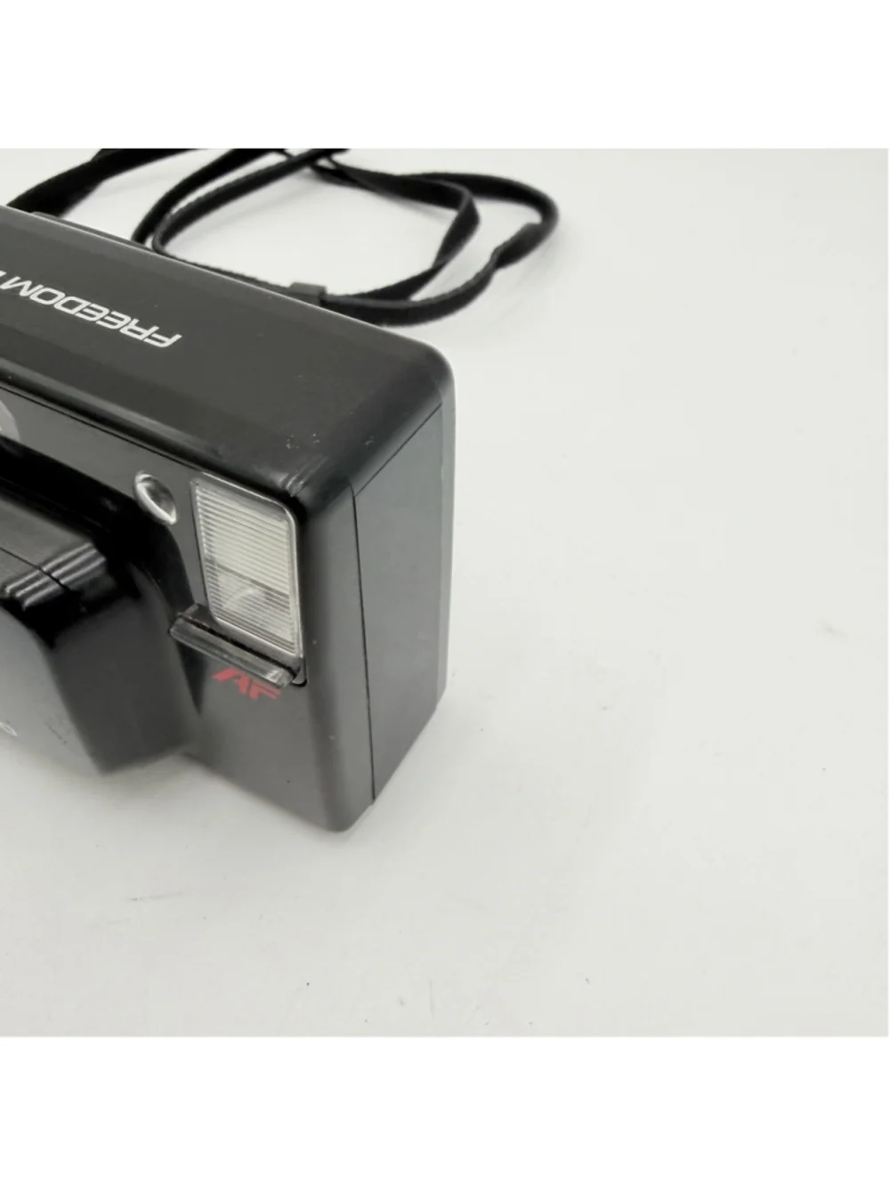 Minolta Freedom 200 AF 35mm Film Camera Point & Shoot Tested Working
